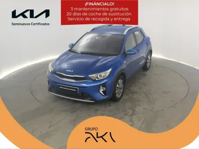 Usado Kia Stonic 100 HP (73 kW) 2025 Azul SUV