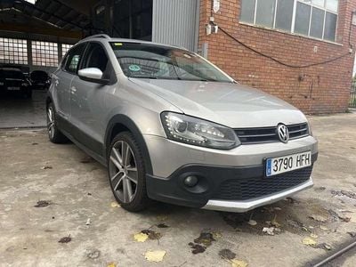 Gris Usado 2011 VW Polo Cross Utilitario | 7900 €