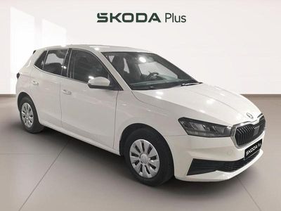 Blanco Usado 2022 Skoda Fabia Active Utilitario | 14.500 € (Precio justo)