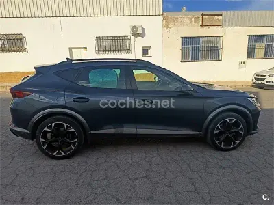 Usado Cupra Formentor 150 CV (110 kW) 2022 Gris / plata SUV