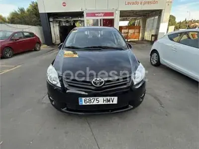 Brugt Toyota Auris Active 90 HK (66 kW) 2012 Sort Sedan