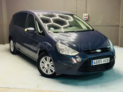 Begagnad Ford S-MAX