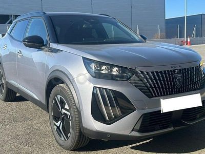 Nuevo Peugeot 2008 GT 145 CV (106 kW) 2025 Gris / plata SUV