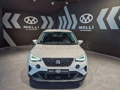 Usado Seat Arona Style 95 CV (69 kW) 2024 Blanco SUV