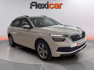 Usado Skoda Kamiq Active 95 CV (69 kW) 2020 Blanco SUV