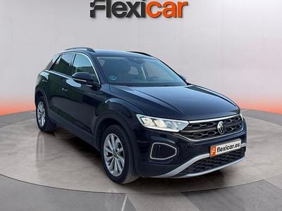 Usado VW T-Roc Life 150 CV (110 kW) 2023 Negro SUV