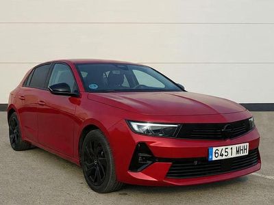 Usado Opel Astra 130 CV (95 kW) 2023 Rojo Berlina