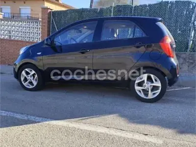 Usado Kia Picanto 69 CV (50 kW) 2011 Negro Utilitario