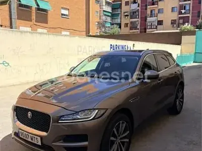Usado Jaguar F-Pace Portfolio 300 CV (220 kW) 2018 Marrón SUV