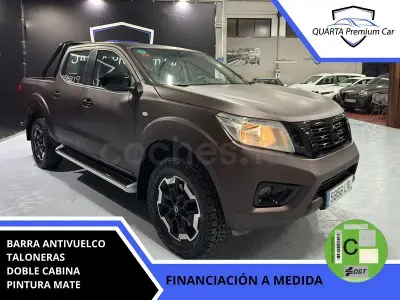 Usado Nissan Navara Acenta 190 CV (139 kW) 2021 Marrón Pickup/Camioneta