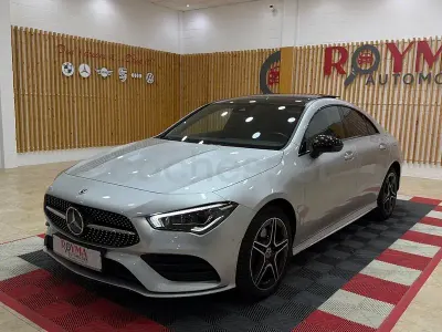 Usado Mercedes CLA250e 218 CV (160 kW) 2022 Gris / plata Coupe