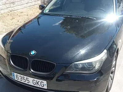 Usado BMW 523 190 CV (139 kW) 2008 Negro Familiar