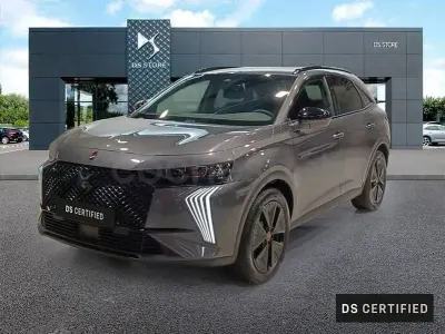 Usado DS Automobiles DS7 Crossback Performance 225 CV (165 kW) 2023 Gris / plata SUV