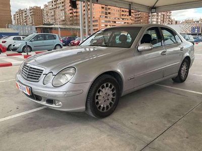 Mercedes E320