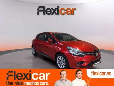 Usado Renault Clio Zen 90 CV (66 kW) 2017 Rojo Utilitario