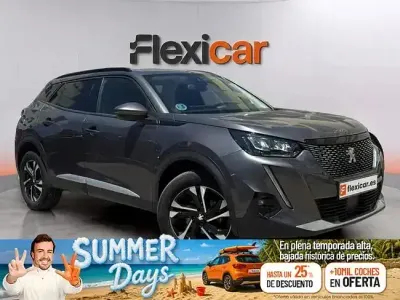 Usado Peugeot 2008 Allure 130 CV (95 kW) 2021 Gris SUV