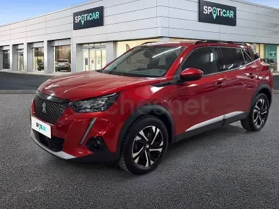 Usado Peugeot 2008 Allure 130 CV (95 kW) 2020 Rojo SUV