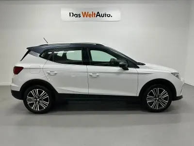 Usado Seat Arona FR 116 CV (85 kW) 2024 Blanco SUV