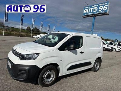 Usado Citroën Berlingo 100 CV (73 kW) 2022 Blanco Monovolumen