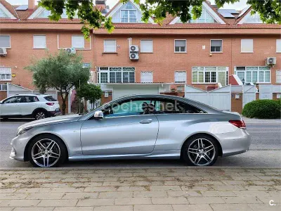 Usado Mercedes E400 333 CV (244 kW) 2013 Gris / plata Coupe