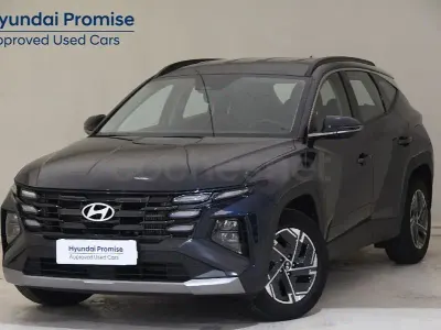 Usado Hyundai Tucson 160 CV (117 kW) 2025 Gris / plata SUV