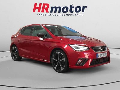 Usado Seat Ibiza FR 150 CV (110 kW) 2023 Rojo Utilitario