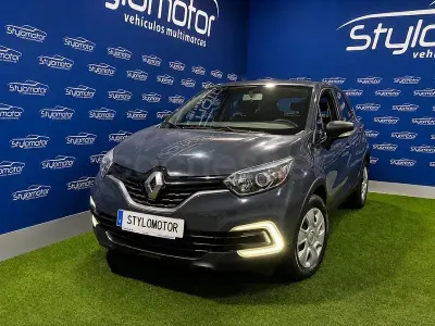 Usado Renault Captur LIMITED 90 CV (66 kW) 2019 Azul SUV