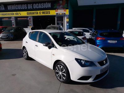 Usado Seat Ibiza Reference 75 CV (55 kW) 2014 Blanco Berlina