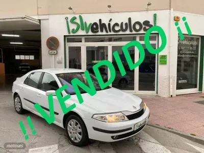 Usado Renault Laguna II Dynamique 120 CV (88 kW) 2003 Blanco Berlina