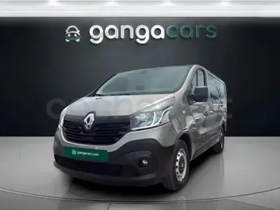 Usado Renault Trafic LIMITED 120 CV (88 kW) 2020 Beige Monovolumen
