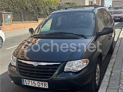 Usado Chrysler Grand Voyager 150 CV (110 kW) 2006 Verde Monovolumen