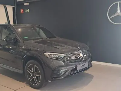 Nuevo Mercedes GLC300de 333 CV (244 kW) 2026 Gris / plata SUV