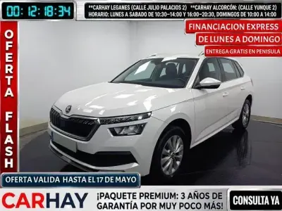 Usado Skoda Kamiq Ambition 110 HP (80 kW) 2021 Branco SUV
