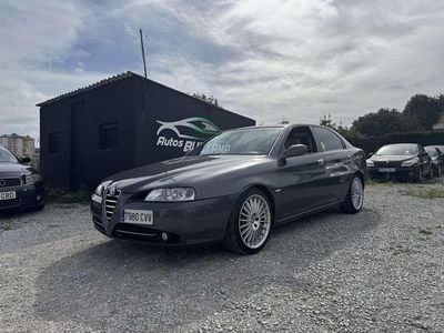 Gris Usado 2004 Alfa Romeo 166 Distinctive Berlina | 4300 €