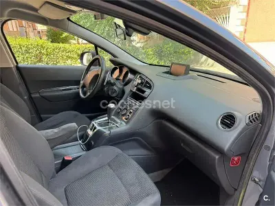 Usado Peugeot 5008