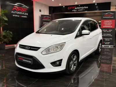 Usado Ford Grand C-Max Trend 125 CV (91 kW) 2014 Blanco Monovolumen
