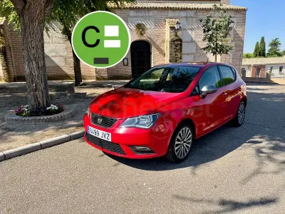 Usado Seat Ibiza CONNECT 90 CV (66 kW) 2017 Rojo Berlina