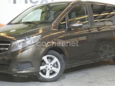 Mercedes V220