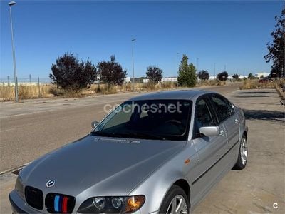 Gris / plata Usado 2003 BMW 320 Berlina | 10.000 €