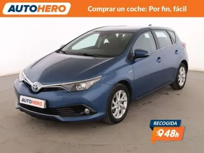 Usado Toyota Auris Hybrid Active 136 CV (100 kW) 2018 Azul Utilitario