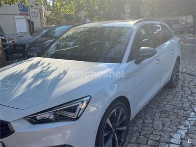 Usado Seat Leon FR 204 CV (150 kW) 2021 Blanco Familiar