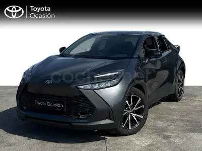 Käytetty Toyota C-HR Advance 140 HP (102 kW) 2025 Harmaa Katumaasturi
