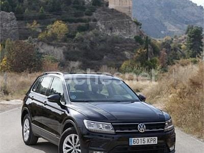 Usado VW Tiguan 125 CV (91 kW) 2018 Negro SUV