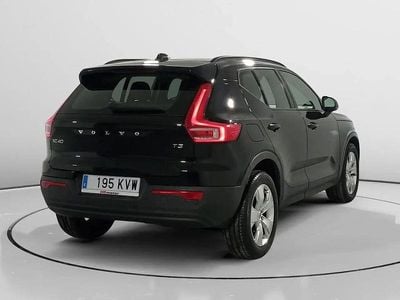 Käytetty Volvo XC40 156 HP (114 kW) 2019 Musta Katumaasturi