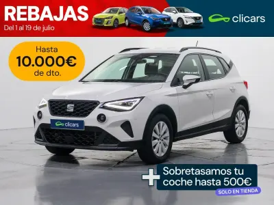 Usado Seat Arona Style 110 CV (80 kW) 2021 Blanco SUV