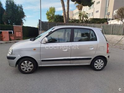 Usado Hyundai Atos GLS 59 CV (43 kW) 2004 Gris / plata Utilitario