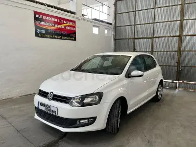 Usado VW Polo Advance 70 HP (51 kW) 2011 Branco Citadino