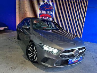 Usado Mercedes A180 116 CV (85 kW) 2021 Gris / plata Berlina