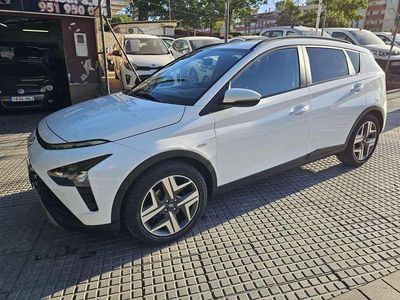 Usado Hyundai Bayon 101 CV (74 kW) 2021 Blanco SUV
