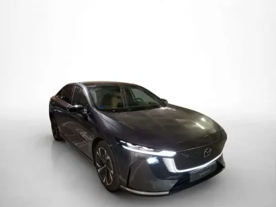 Usado Mazda 6e Takumi-Line 180 kW (245 CV) 2025 Gris Berlina